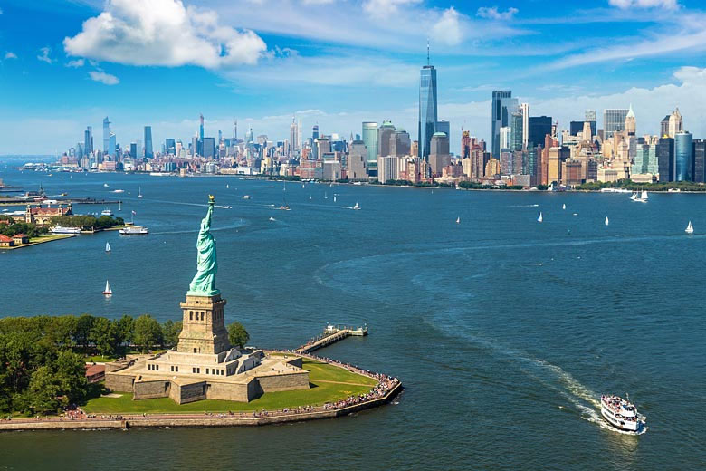 Manhattan and the Statue of Liberty, New York Manhattan and the Statue of Liberty, New York