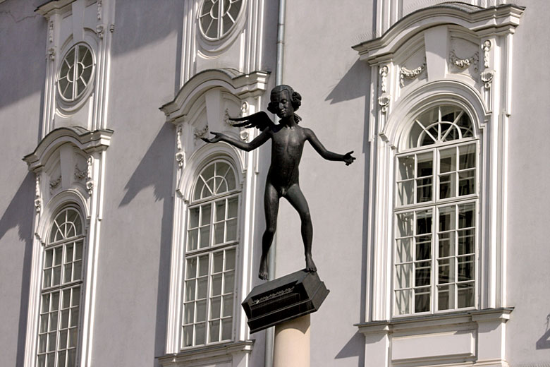 The unusual statue of Mozart outside the Reduat Theatre The unusual statue of Mozart outside the Reduat Theatre