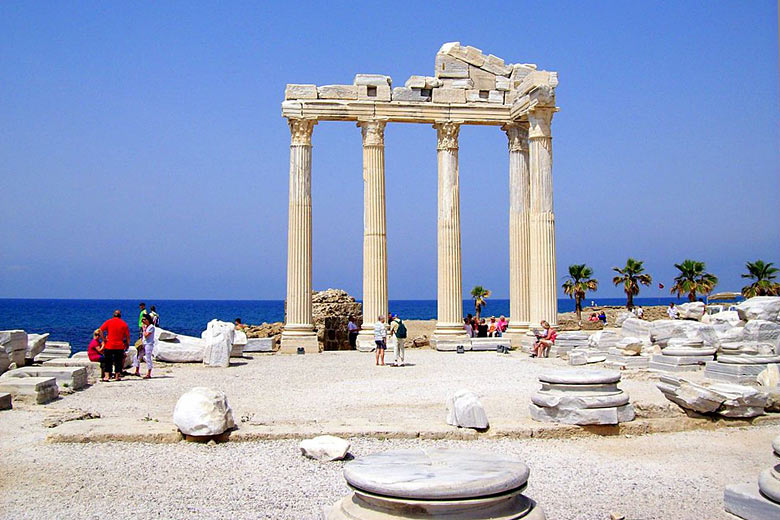 Ruins of the temple of Apollo in Side, Turkey Ruins of the temple of Apollo in Side, Turkey