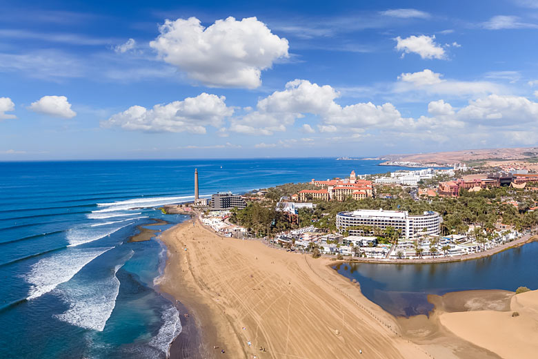 Travelling to the Canaries during Covid © Balate Dorin - Adobe Stock Image