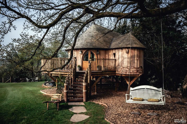 Trewalter Treehouse, Brecon Beacons, South Wales © Quality Unearthed Trewalter Treehouse, Brecon Beacons, South Wales © Quality Unearthed