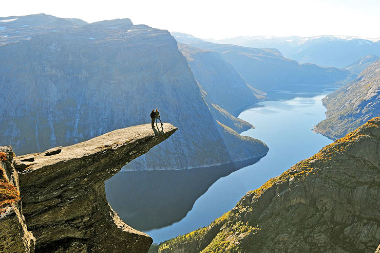 Hike to 'Troll's Tongue Rock', Hardangervidda National Park © Sveinung Klyve - Bergen Tourist Board