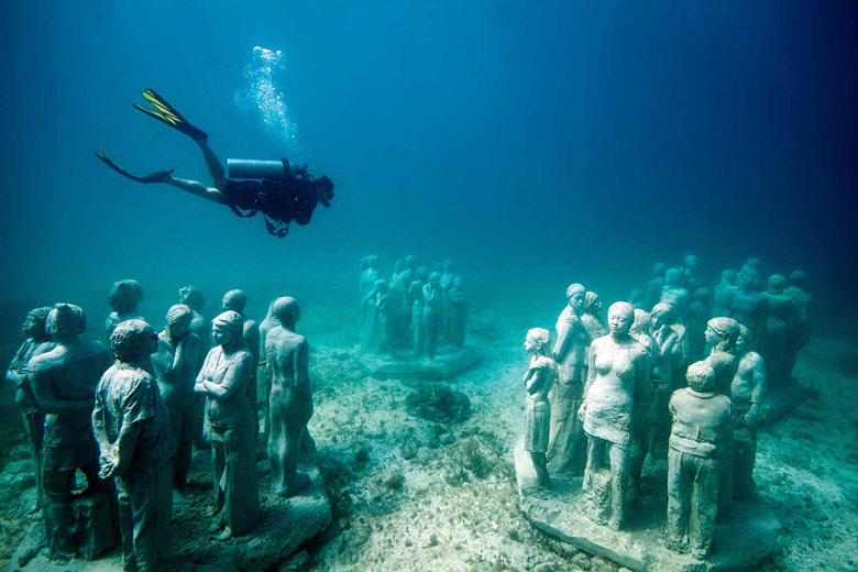 Underwater Museum sculpture, Mexican Caribbean - photo courtesy Museo Subacuático de Arte