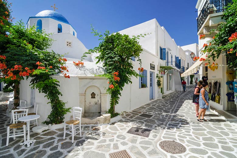 Wander among the white-washed houses of Parikia Wander among the white-washed houses of Parikia