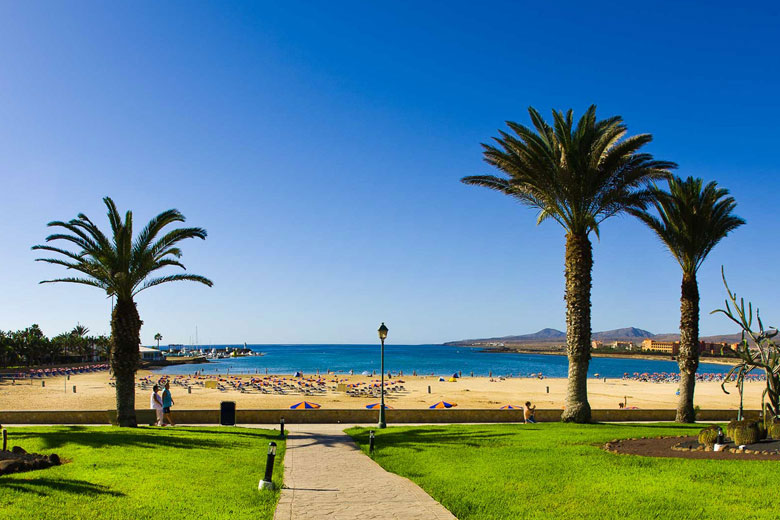 Costa Caleta beach - photo courtesy of www.caletadefuste.es