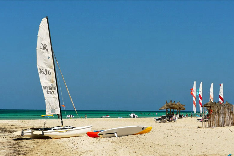 Sidi Mahres Beach, Djerba © khyronn109 - Flickr Creative Commons