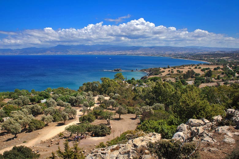 Summer sky in Cyprus © Evgeniy Isaev - Flickr Creative Commons