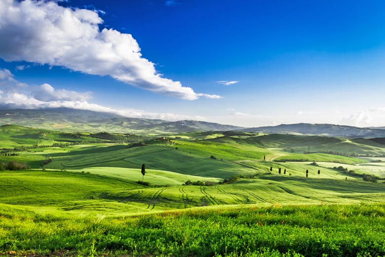 Where is hot in May 2023/2024 Top holiday destinations